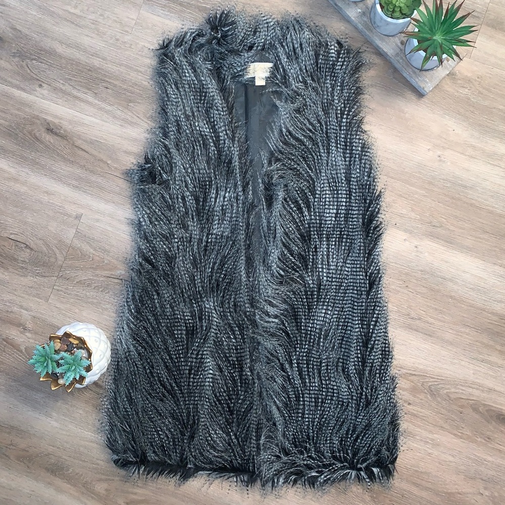 MICHAEL KORS faux fur vest